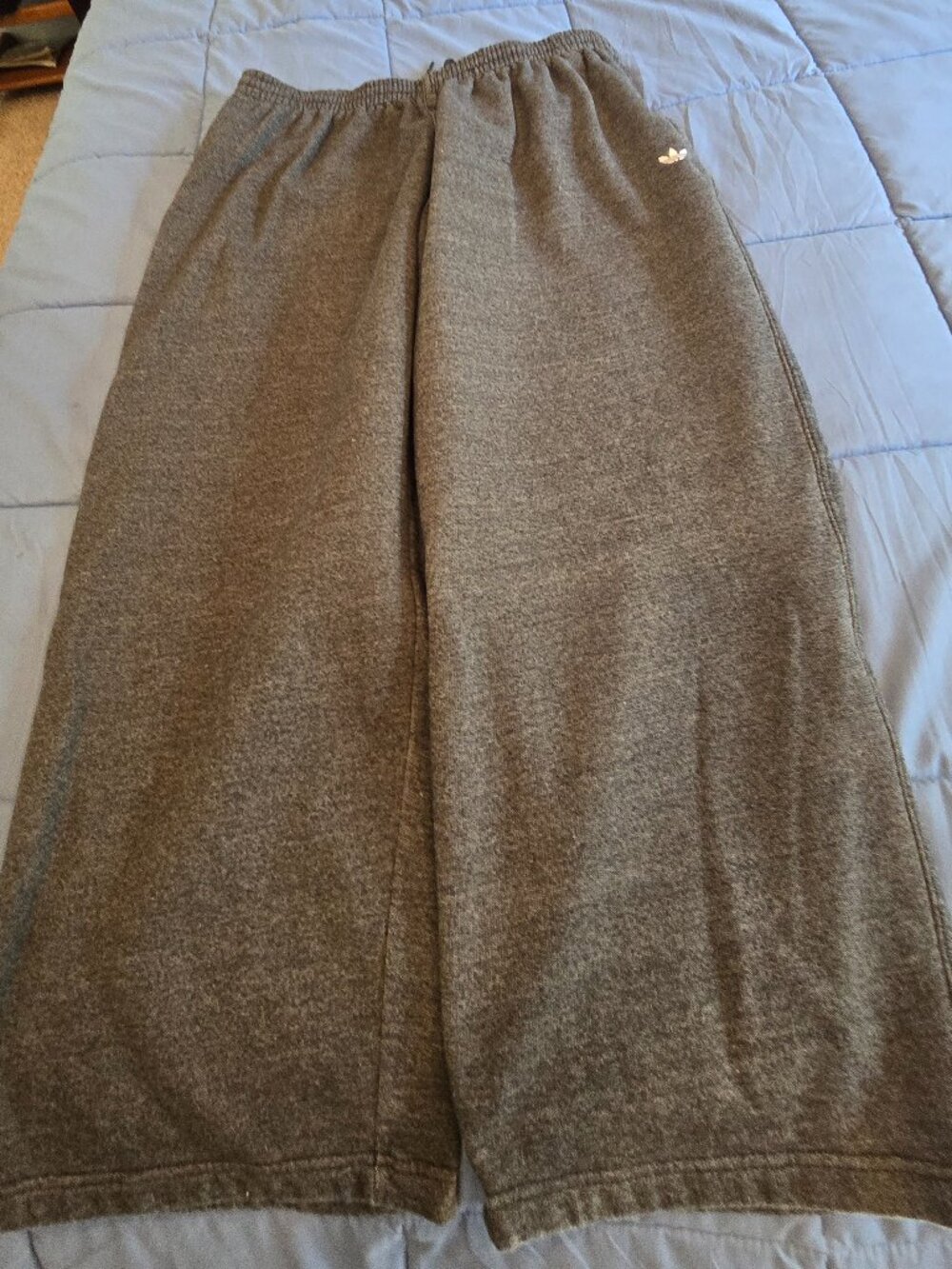 adidas Originals Men's Trefoil Essentials Melange Baggy Open Hem Pants